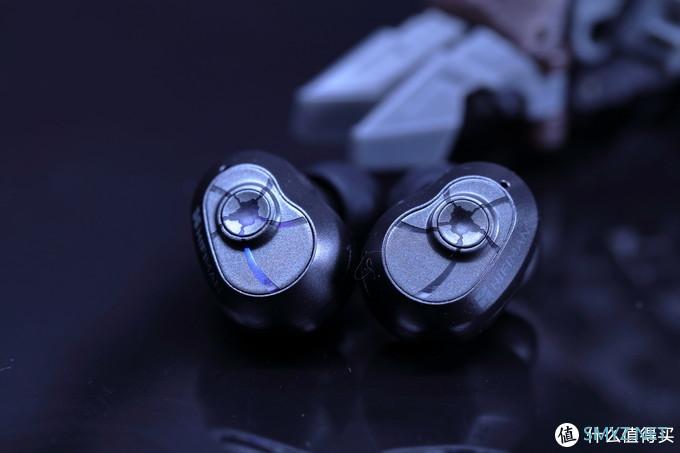 蓝牙耳机 篇二：钢铁直男HIFIMAN，TWS600新版开箱