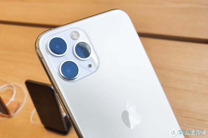 苹果iPhone11开售真机体验：这两个型号最值得购买！