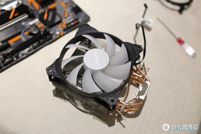 小坦克装机，I5 9500+GTX1660这套平民配置看着还行