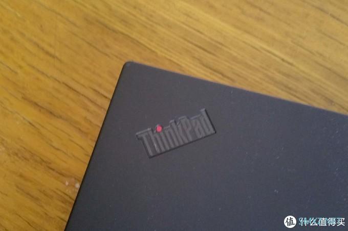 小黑粉情怀—— ThinkPad X1 Carbon 6th (2018) 开箱晒物