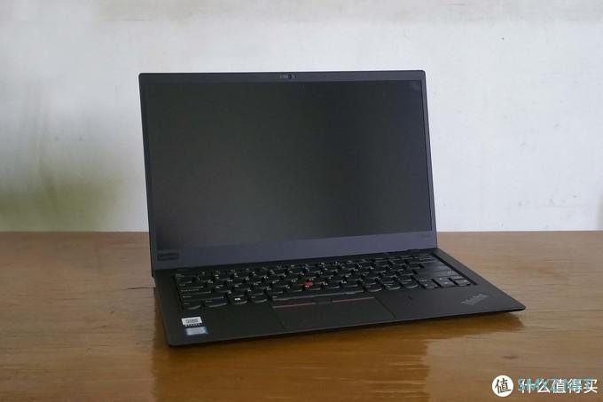 小黑粉情怀—— ThinkPad X1 Carbon 6th (2018) 开箱晒物