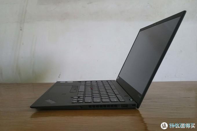 小黑粉情怀—— ThinkPad X1 Carbon 6th (2018) 开箱晒物