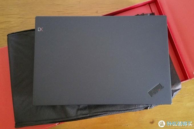 小黑粉情怀—— ThinkPad X1 Carbon 6th (2018) 开箱晒物