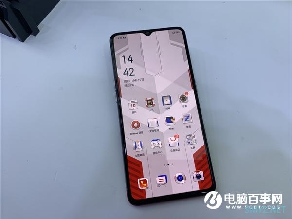 限量30000台 OPPO Reno Ace高达40周年定制版图赏