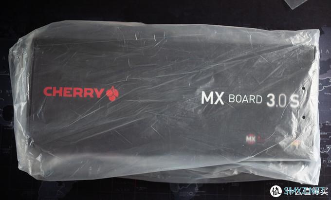 个人瞎买 篇一：一块铝板的艺术之旅 CHERRY MX BOARD 3.0s