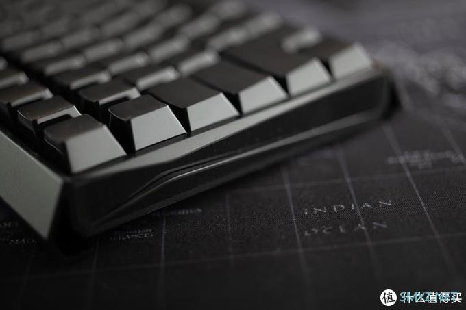 个人瞎买 篇一：一块铝板的艺术之旅 CHERRY MX BOARD 3.0s