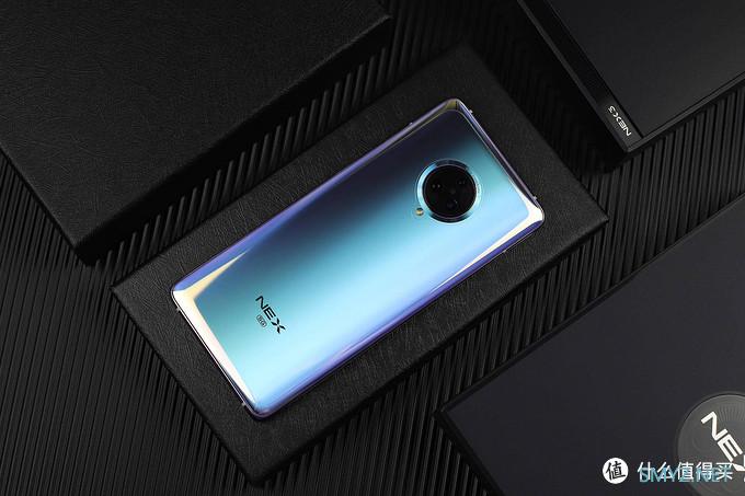 vivo NEX 3急速体验：99.6%屏占比的无界瀑布屏令人惊艳