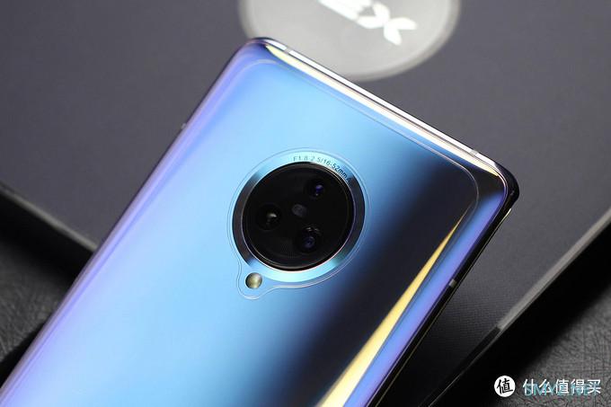 vivo NEX 3急速体验：99.6%屏占比的无界瀑布屏令人惊艳