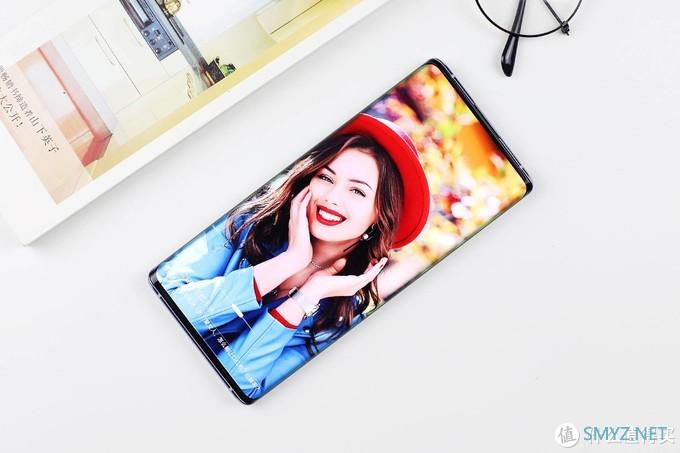 vivo NEX 3急速体验：99.6%屏占比的无界瀑布屏令人惊艳