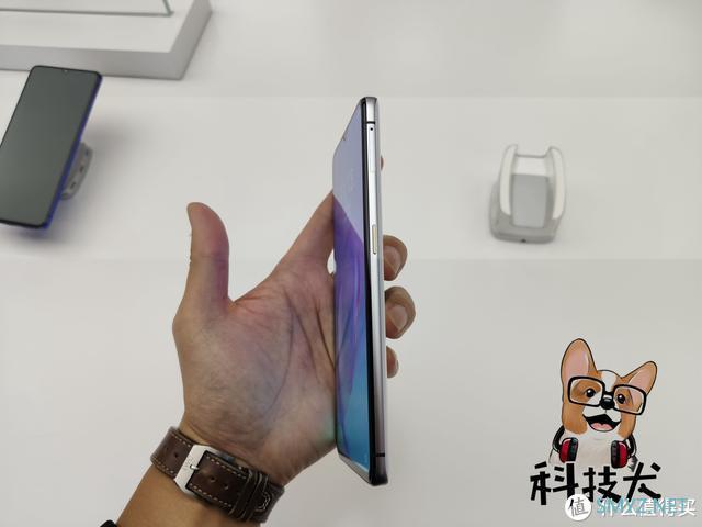 realme X2 Pro真机上手：50W超级闪充+骁龙855Plus