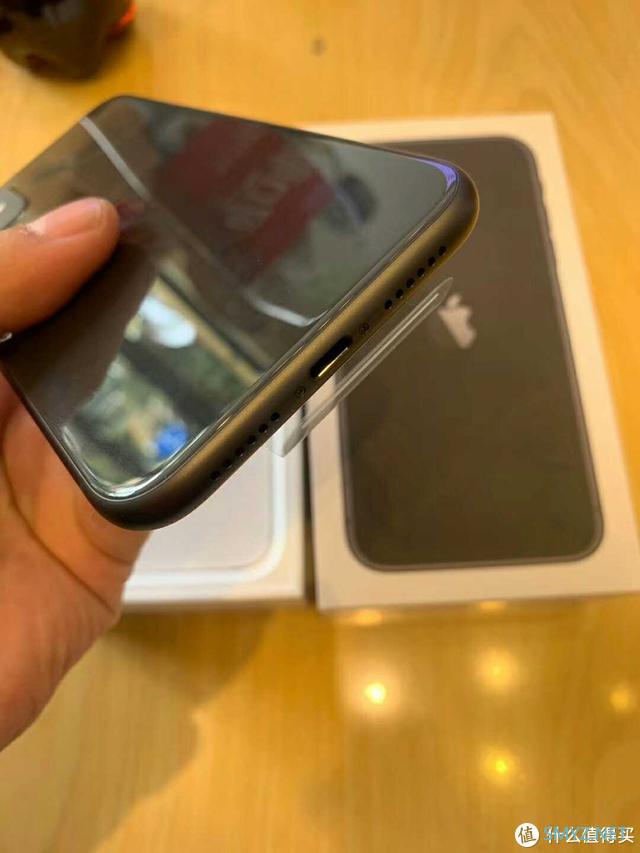 卖掉用了2年的iPhone X，贴钱换了iPhone 11，并没感到很香