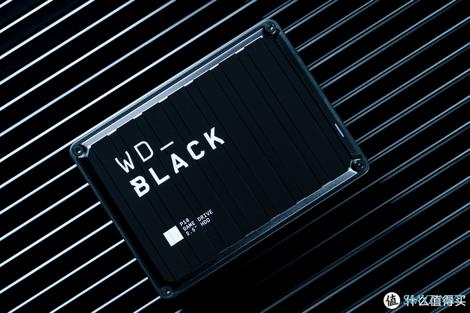 西部数据的大招？游戏主机扩容首选：WD_BLACK P10 4TB 移动硬盘体验