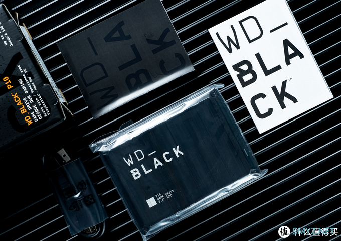 西部数据的大招？游戏主机扩容首选：WD_BLACK P10 4TB 移动硬盘体验