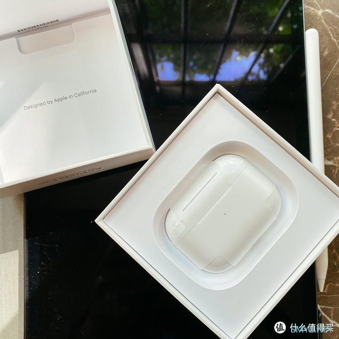 苹果AirPods Pro 香喷喷到手！