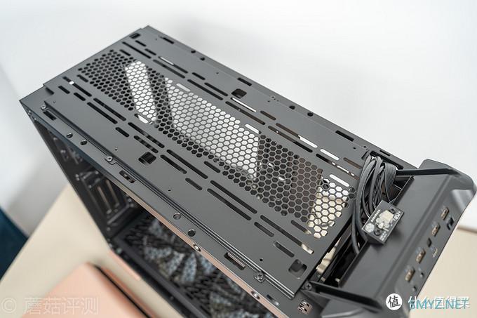 蘑菇爱搞机 篇一百四十四：那一抹金色，让人欲罢不能、酷冷至尊(CoolerMaster)SL600M金色版 全塔机箱 评测