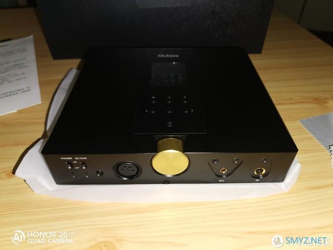 油条HiFI频道 篇三：乾龙盛（QULOOS） QA390可携HiFi DAP开箱之是可携不是便携窝有区别的