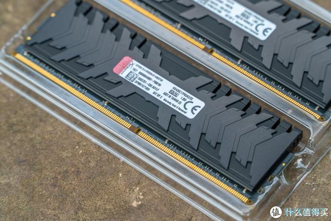 要疯！5600XT 居然用 2080Ti 的散热！