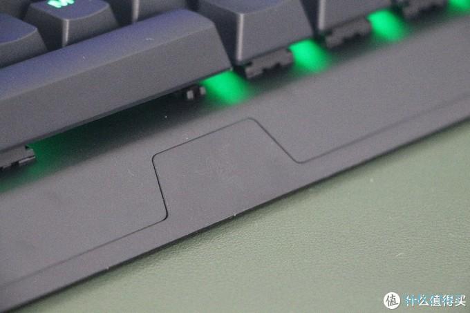 雷蛇Razer黑寡妇蜘蛛X竞技版背光款开箱