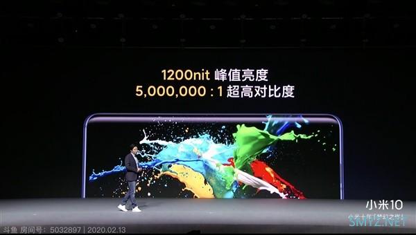 △E 1.11、专业级色准：小米 10 Pro 屏幕参数力压 iPhone