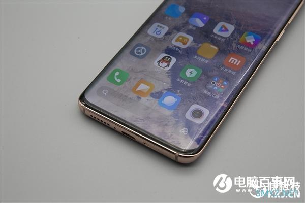 58万跑分超级旗舰！小米10 Pro珍珠白图赏