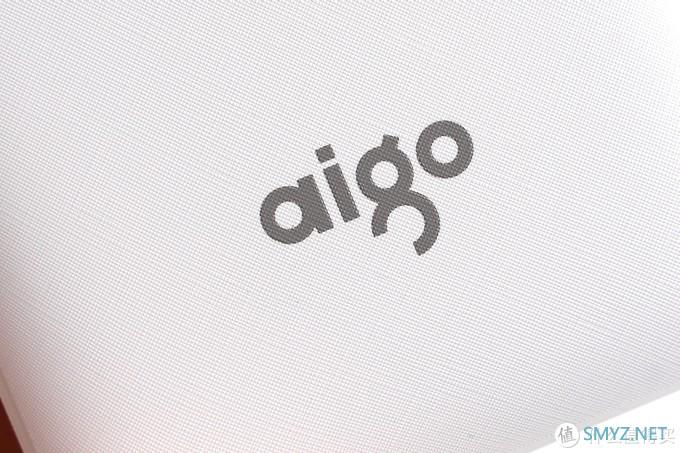 PD、PE、QC等多协议加持，aigo E10000PD数显快充移动电源评测