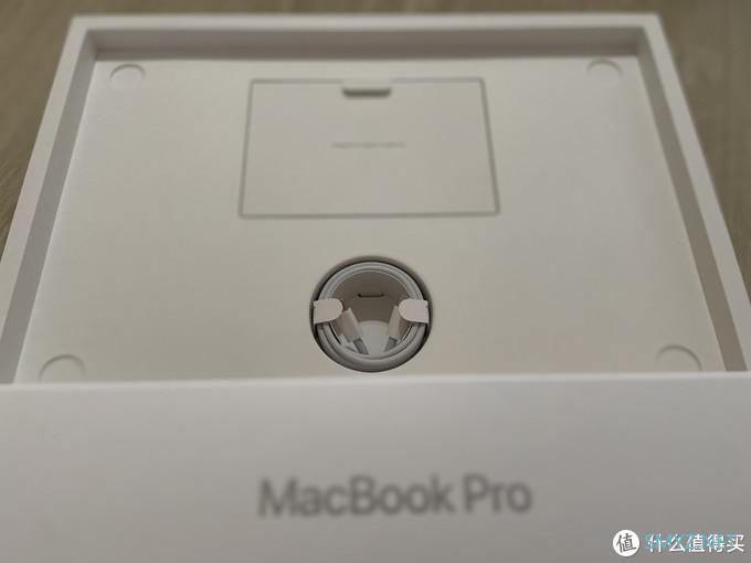 Macbook Pro (16 英寸，2019)，开箱及两周使用体验