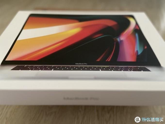 Macbook Pro (16 英寸，2019)，开箱及两周使用体验