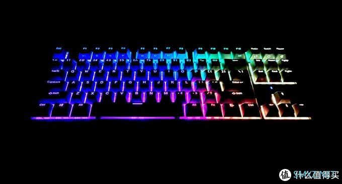 ​光效DIY+自定义宏：玩法多样的杜伽k320RGB-NS版机械键盘