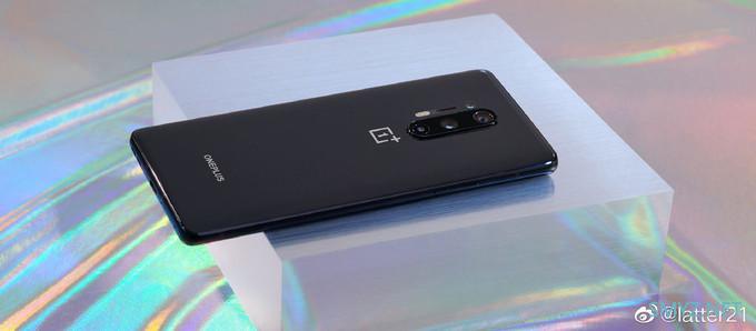 极致屏幕、配色有毒：OnePlus 一加8系列5G手机正式发布，美国起售价699/899美元