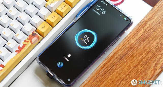 沉淀着彩虹似的梦：vivo X30虹影版试用简评