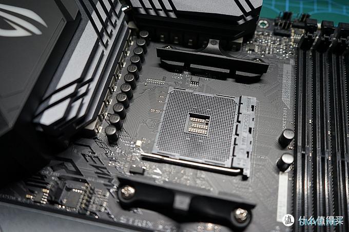 我的ROG产品继续更新—— ROG strix x570 E Gaming主板开箱