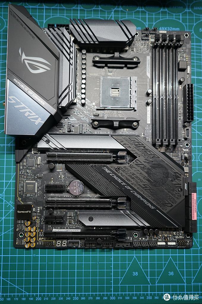 我的ROG产品继续更新—— ROG strix x570 E Gaming主板开箱