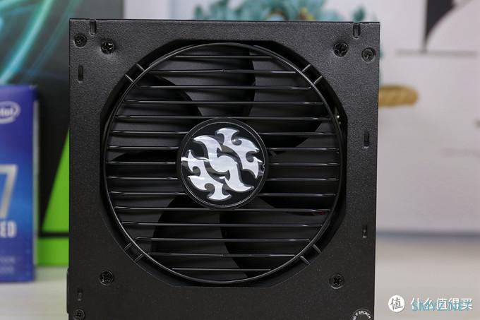 10年质保 XPG Core Reactor CR650金牌全模组电源开箱体验