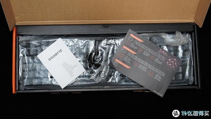 技嘉GIGABYTE AORUS K1 RGB机械键盘