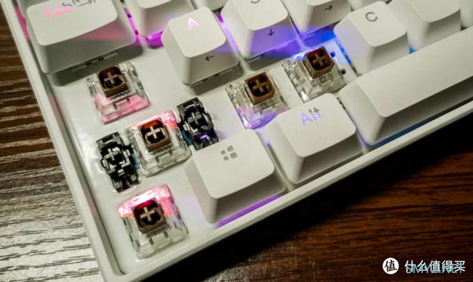 键盘评测｜小配列也能玩转RGB：Anne Pro 2评测（JRS玩机社）