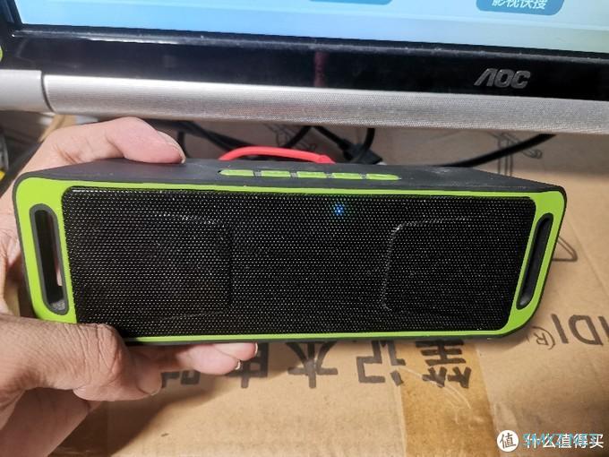 搞个显示器看FBI侦探大片: AOC e2239Fwh 触屏显示器晒单