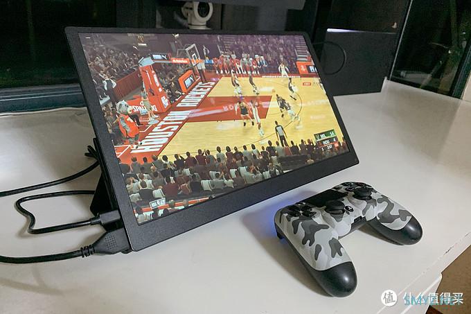 PS4、Switch、MacBook、相机好帮手，C-Force 15.6便携显示器体验