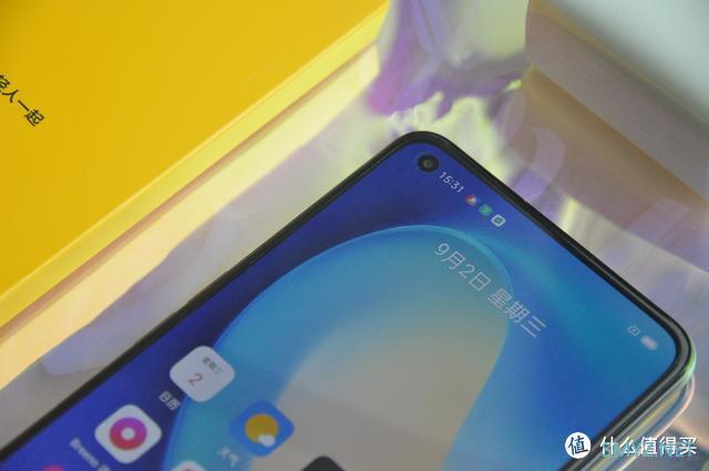 打造年轻一代潮玩机，realme 真我X7 Pro评测