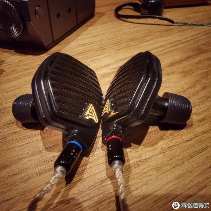 HIFI 篇一百一十六：拿什么奉献给你，传神Tralucent 1+X PLUS耳塞之剧透