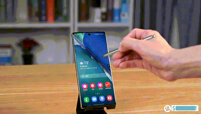 纤薄机身释放大屏的王者魅力 三星Galaxy Note20 5G手机评测