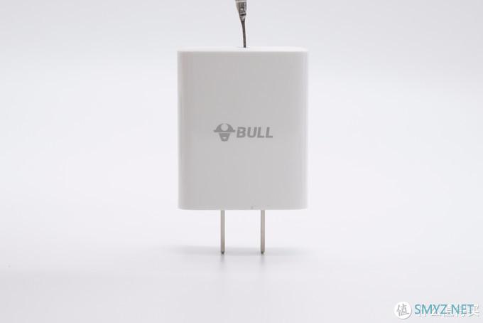 拆解报告：BULL公牛20W USB PD快充充电器GNV-AUB201