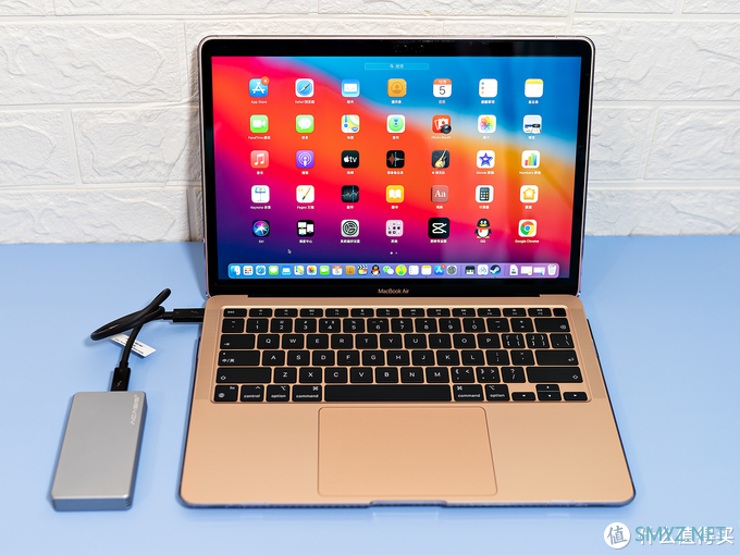 新M1芯片MacBook笔记本廉价高性能扩容方案:Acasis雷电3硬盘盒