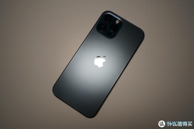 iPhone 12 pro max，M1 MacBook Pro使用感受及周边推荐