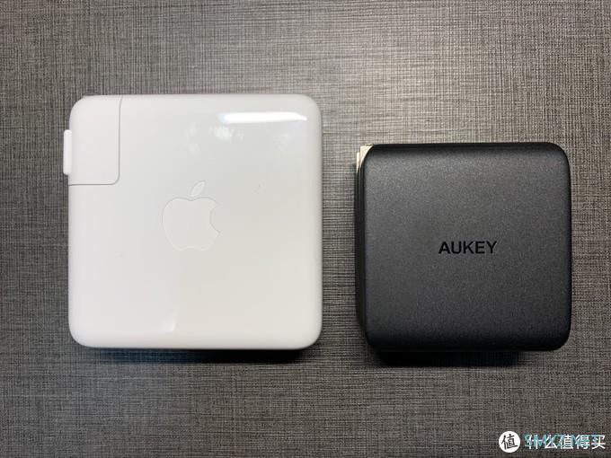 Aukey 90W PA-B6S 三口充电器使用体验