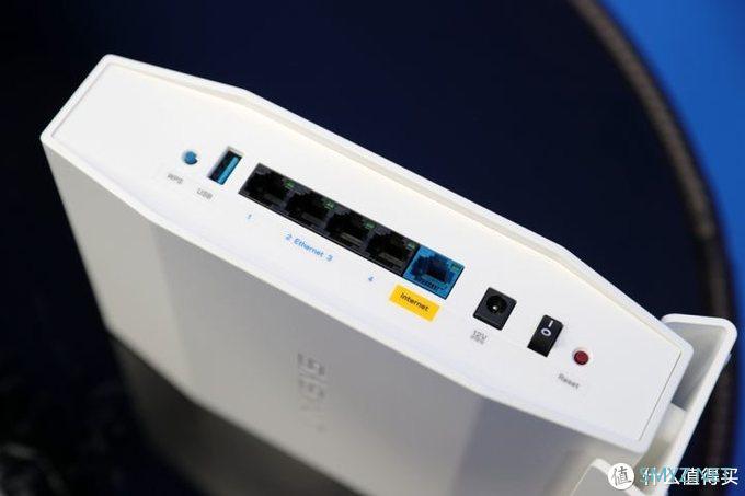 Linksys E9450路由器：高颜值实力派，轻松实现全屋覆盖