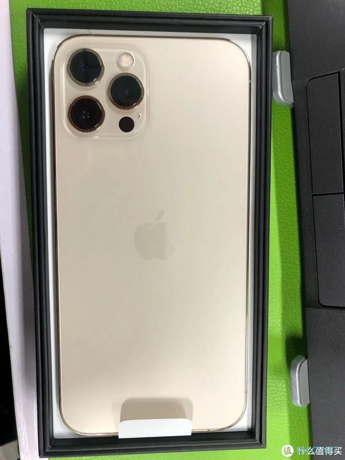 一萬塊實評iphone12promax金色256gb手機