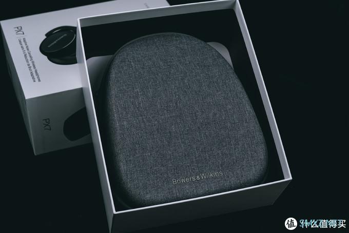 【渗透OSMOS】 篇七：音质出众的宝华韦健 Bowers & Wilkins PX7碳黑限定版无线降噪耳机开箱体验