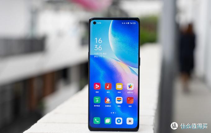 轻薄手机里的「超大杯」：OPPO Reno5 Pro+ 