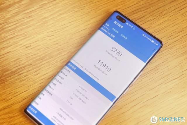 手机 篇八：荣耀V40深度体验报告：无“麒麟芯”可用，一款尽力升级的产品