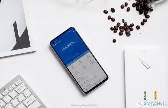 realme GT Neo：让两千元价位的手机对抗，更激烈